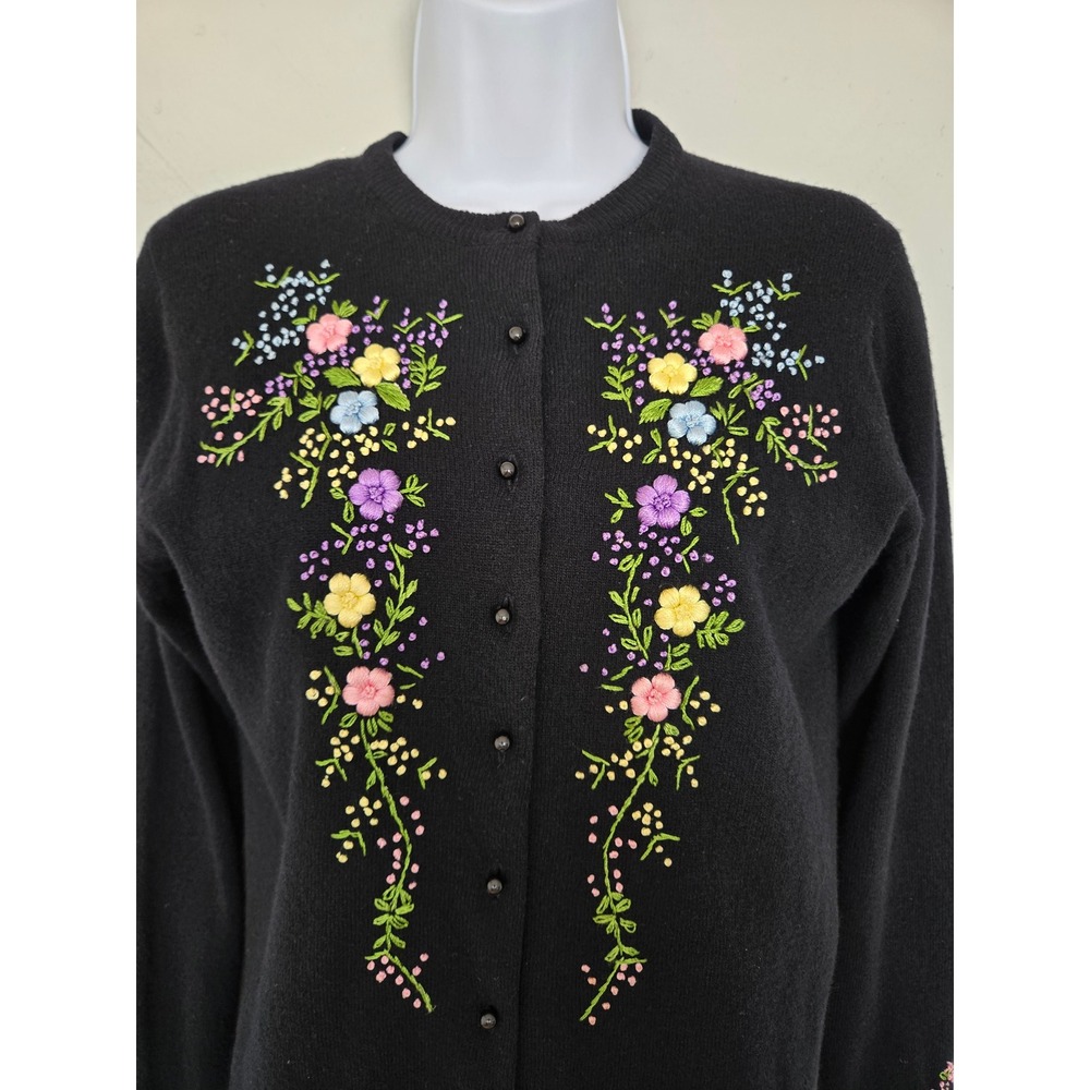 Vtg 60s 70s Black Lambswool Floral Embroidered Cardigan S Folk Art Cottage Fairy - Picture 3 of 11